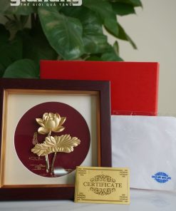 Tranh Hoa Sen Mạ Vàng 24K Khung Gỗ Cao Cấp