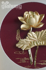 Tranh Hoa Sen Mạ Vàng 24K Khung Gỗ Cao Cấp